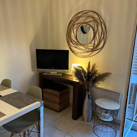 Appartement T2 Avec Terrasse Centre Ville D'Aix En Provence 普罗旺斯地区艾克斯 外观 照片